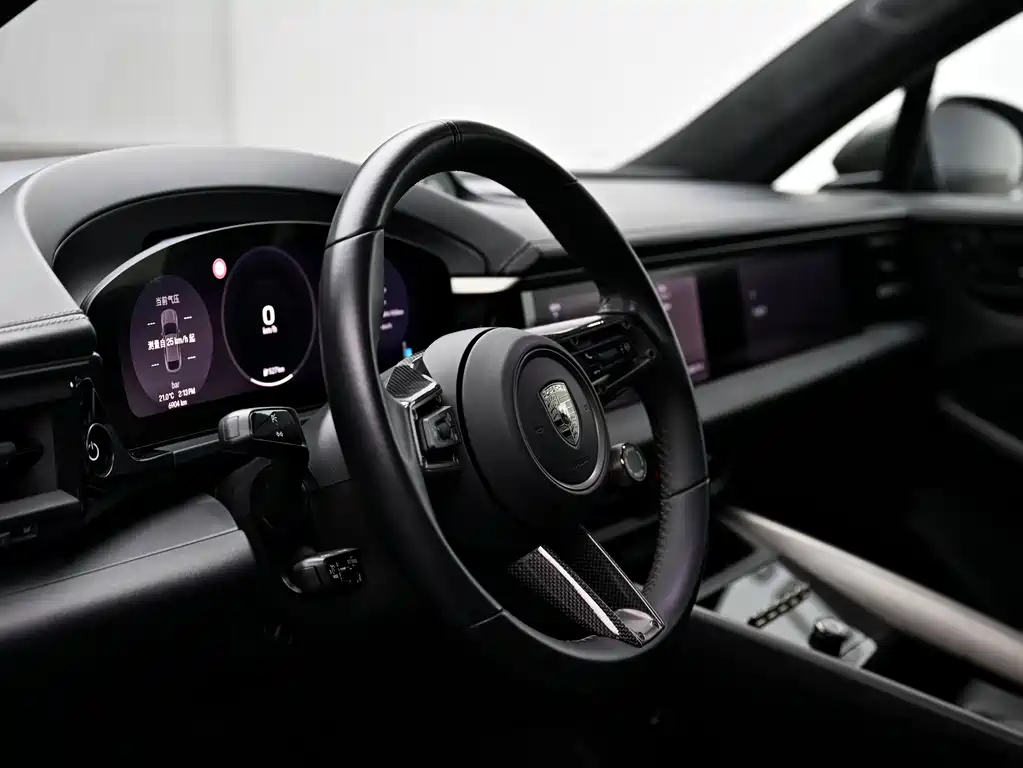 Porsche Macan EV 2024 — фото 10