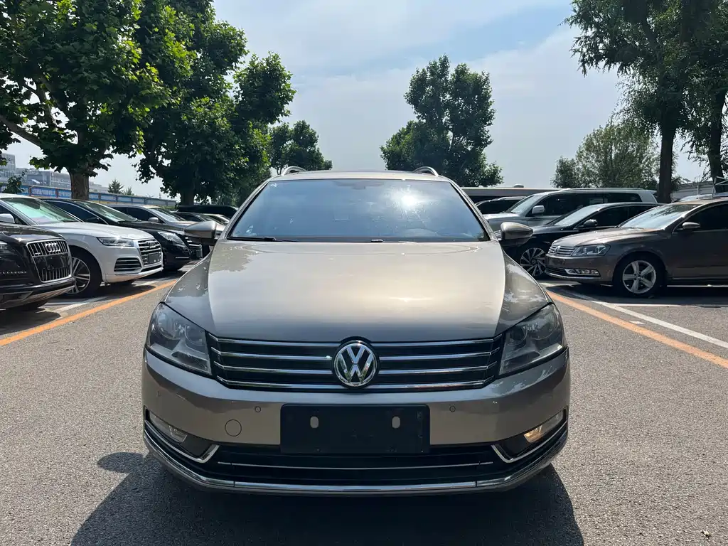 Volkswagen Magotan 2014