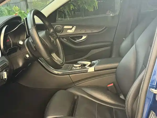Mercedes-Benz C-Class 2018