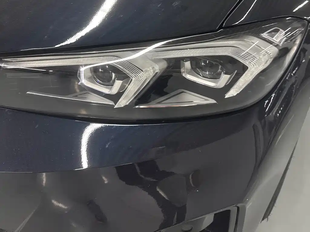BMW i3 2023