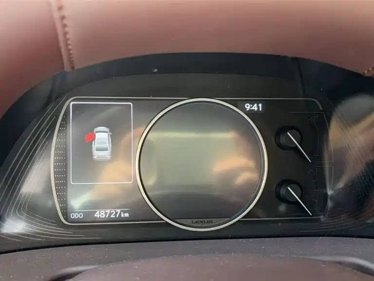 Lexus ES 2021 — фото 15