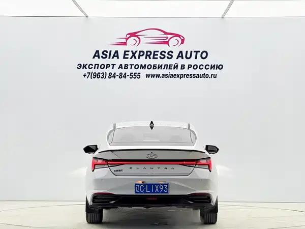 Hyundai Elantra 2021