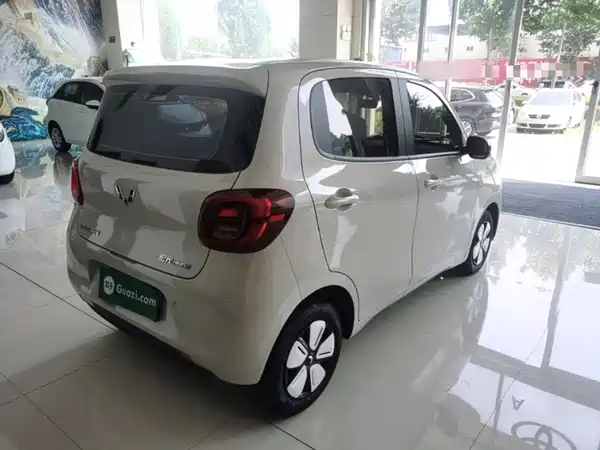 Wuling Hongguang MINIEV 2025