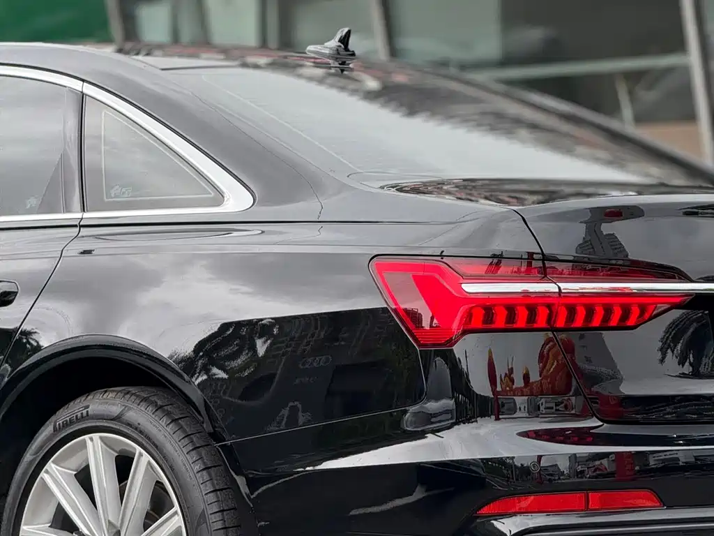 Audi A6L 2020 — фото 4