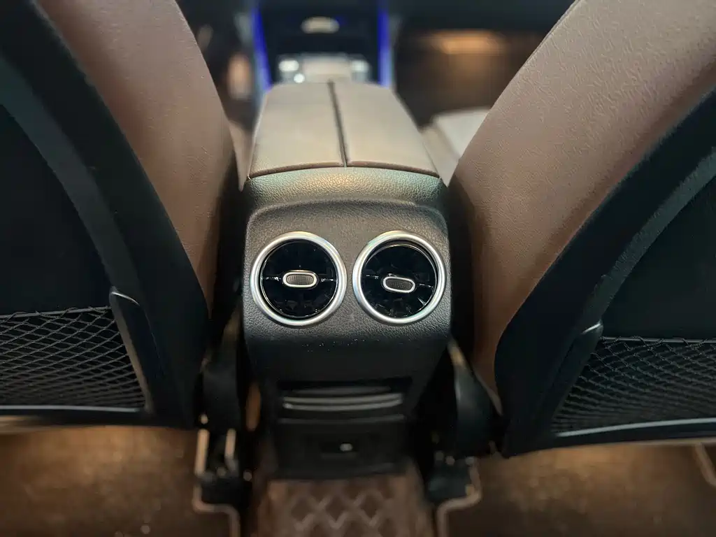 Mercedes-Benz GLB 2022 — фото 15