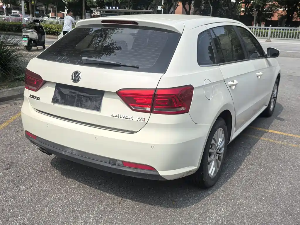 Volkswagen Gran Lavida 2014 — фото 11