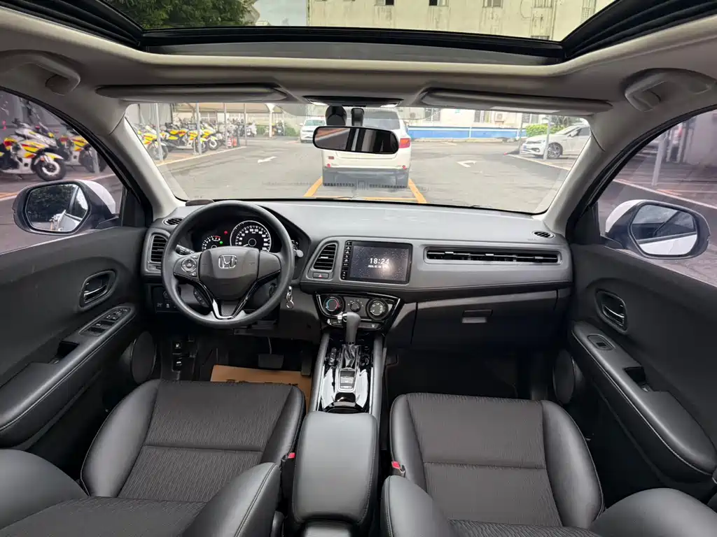 Honda Vezel 2022 — фото 10