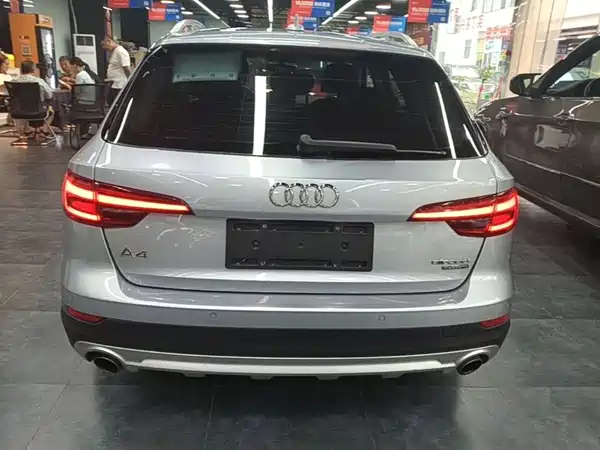 Audi A4 2019