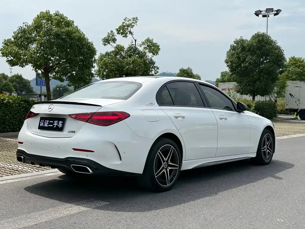 Mercedes-Benz C-Class 2023