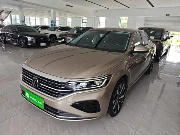 Volkswagen Passat 2022