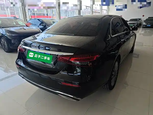 Mercedes-Benz E-Class 2023