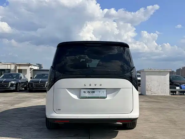 Geely Galaxy Yizhen L380 2024