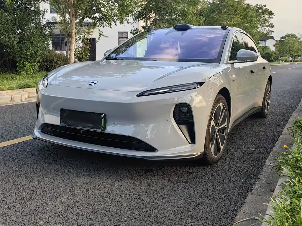 NIO ET5T 2024