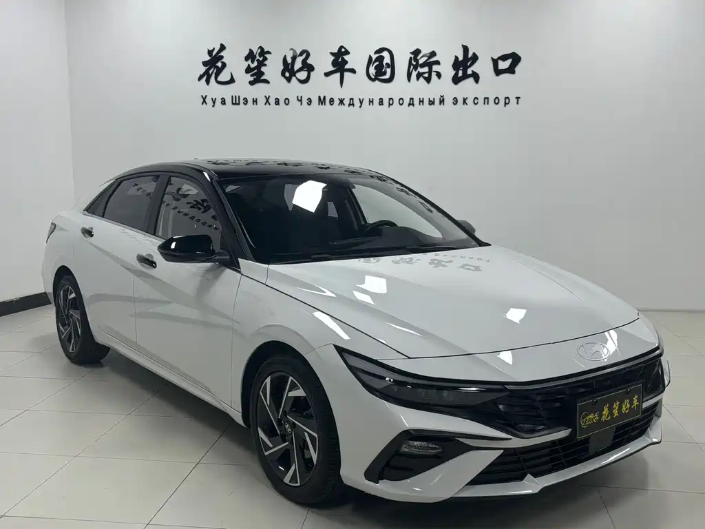Hyundai Elantra 2023