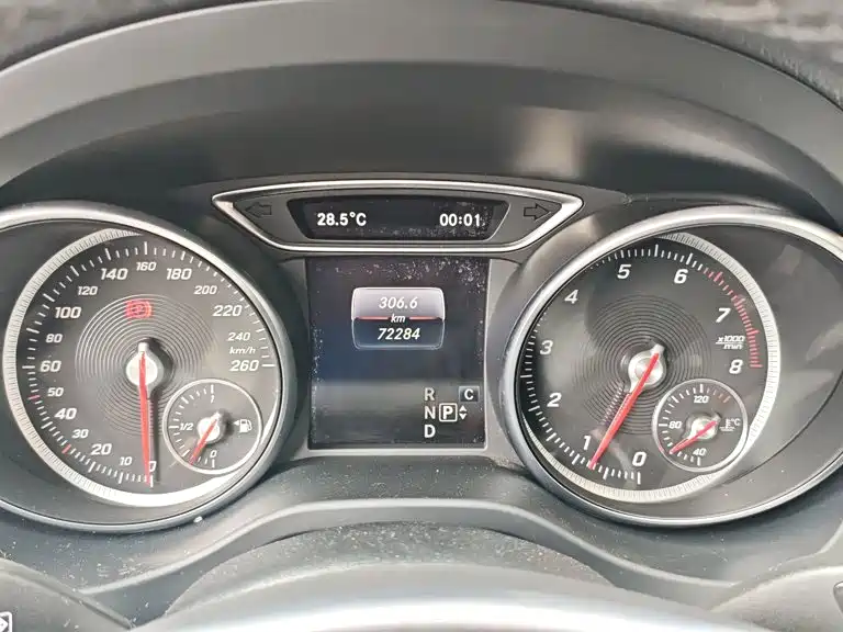 Mercedes-Benz GLA 2019 — фото 12