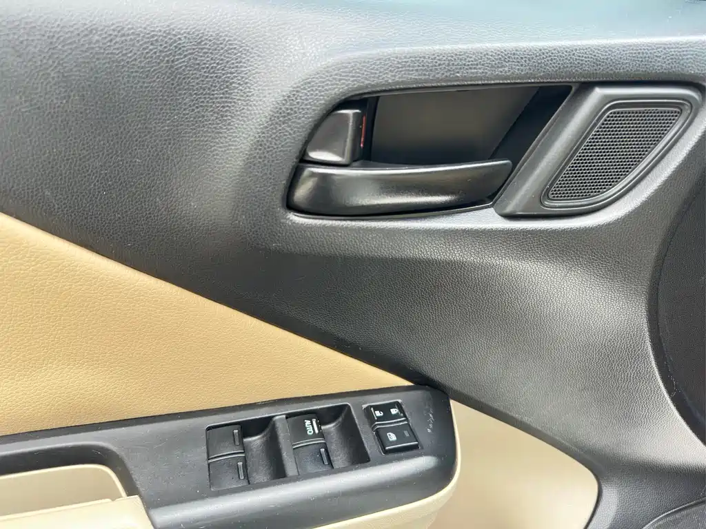 Honda City 2016 — фото 16