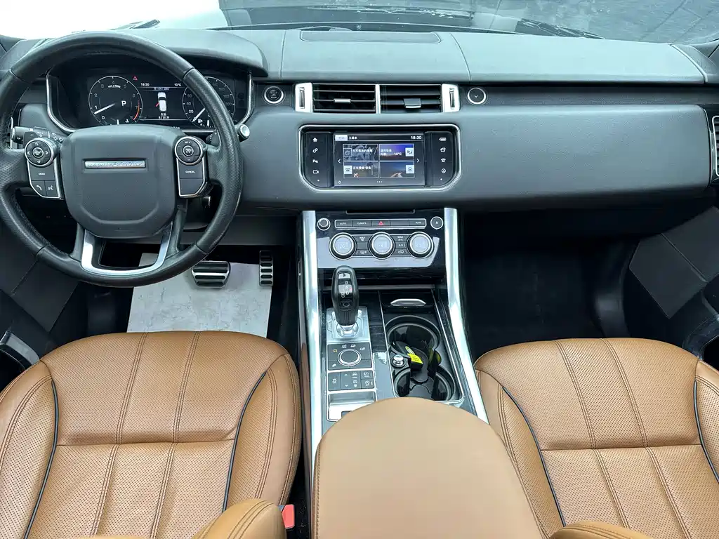 Land Rover Range Rover Sport 2016 — фото 18