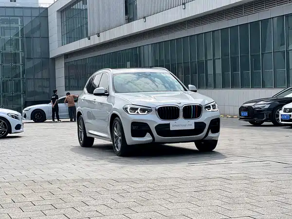 BMW X3 2021