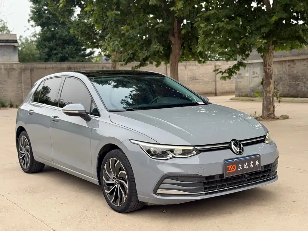 Volkswagen Golf 2021