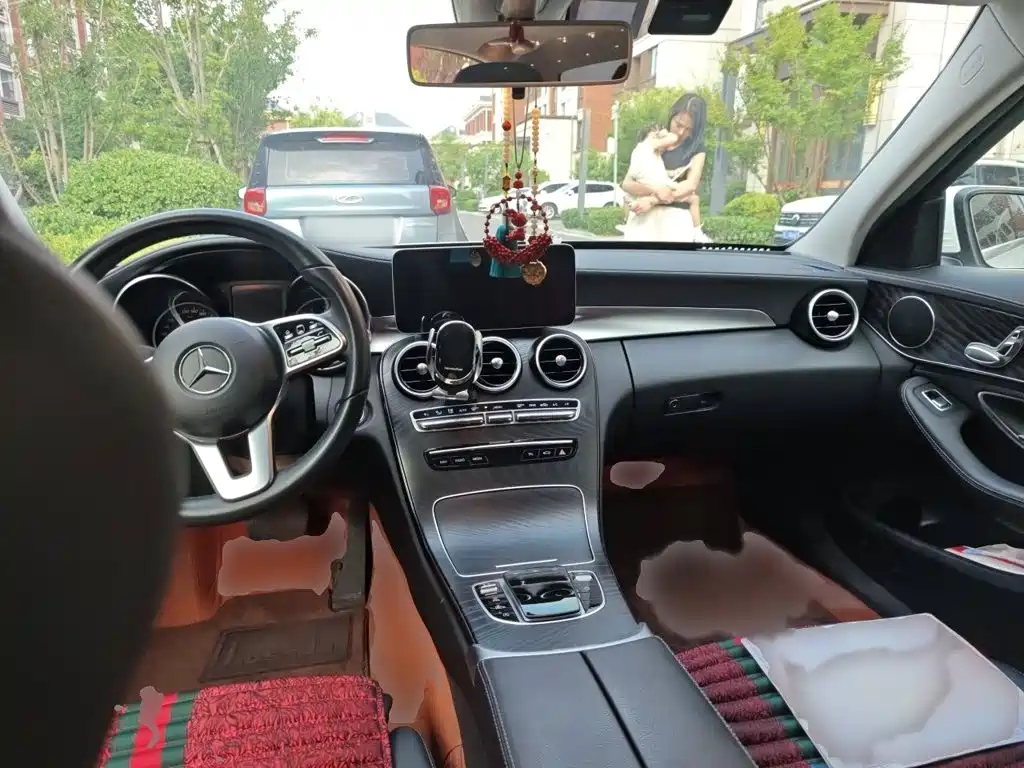 Mercedes-Benz C-Class 2019 — фото 13
