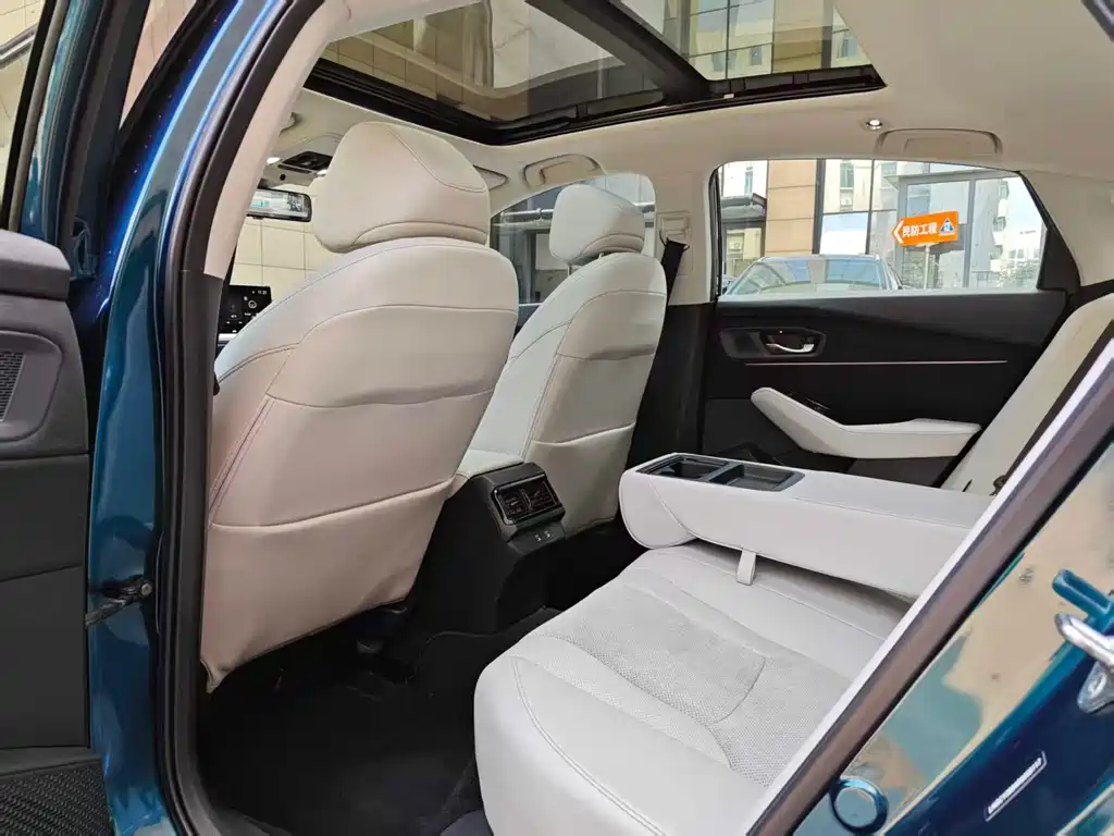 Honda Accord New Energy 2023 — фото 9