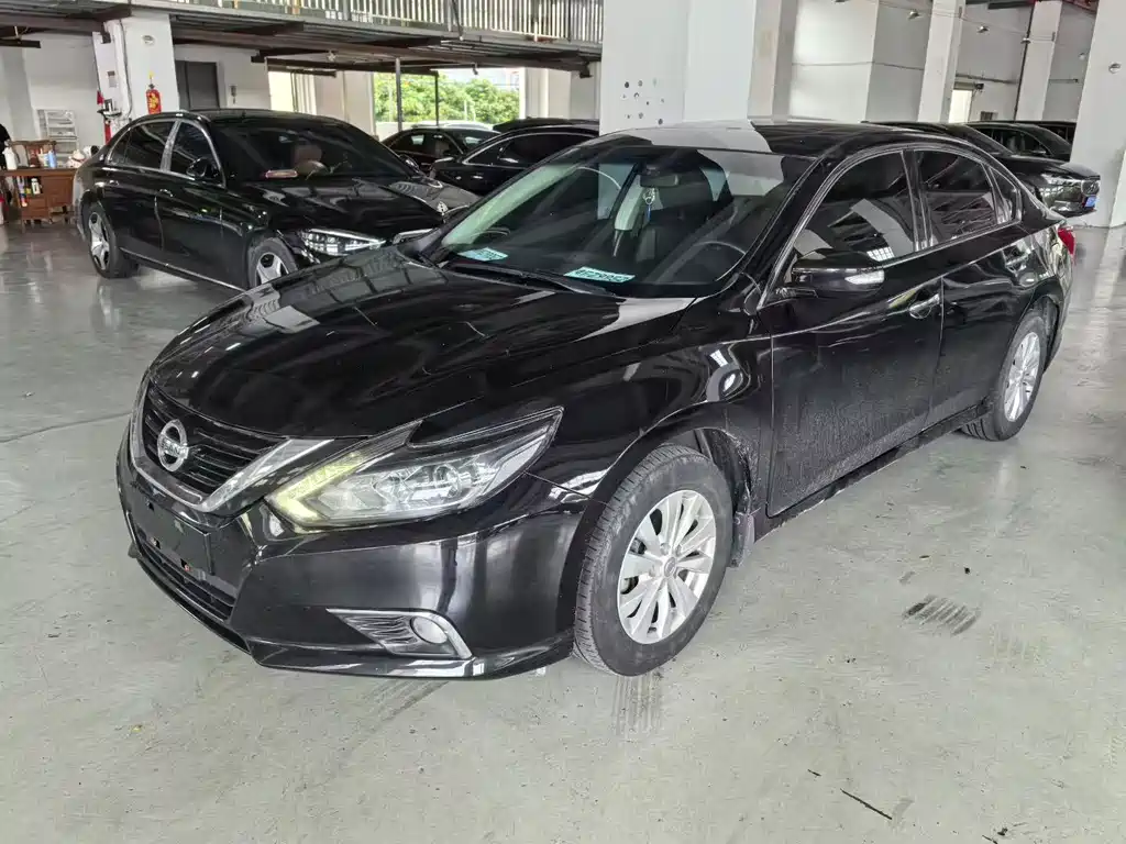 Nissan Teana 2018