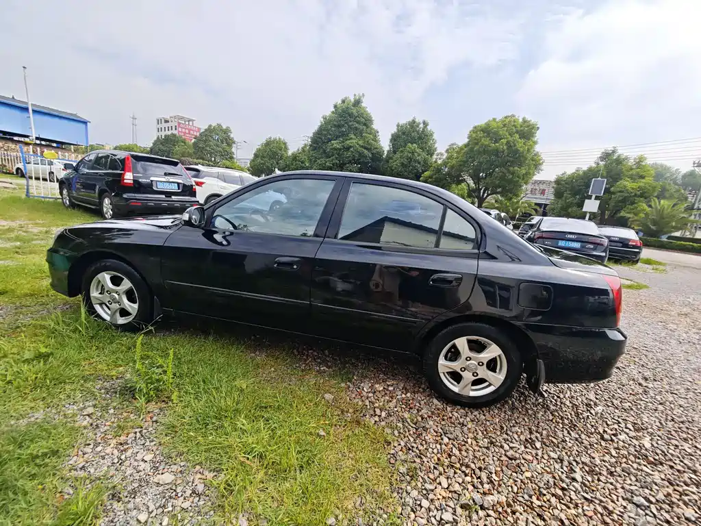 Hyundai Elantra 2011