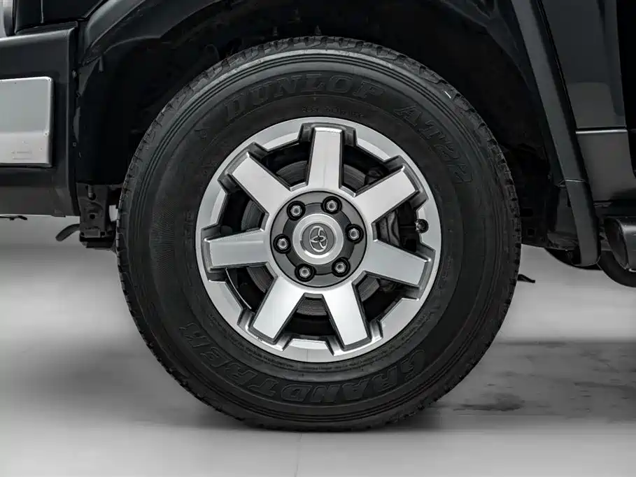 Toyota FJ Cruiser 2020 — фото 46