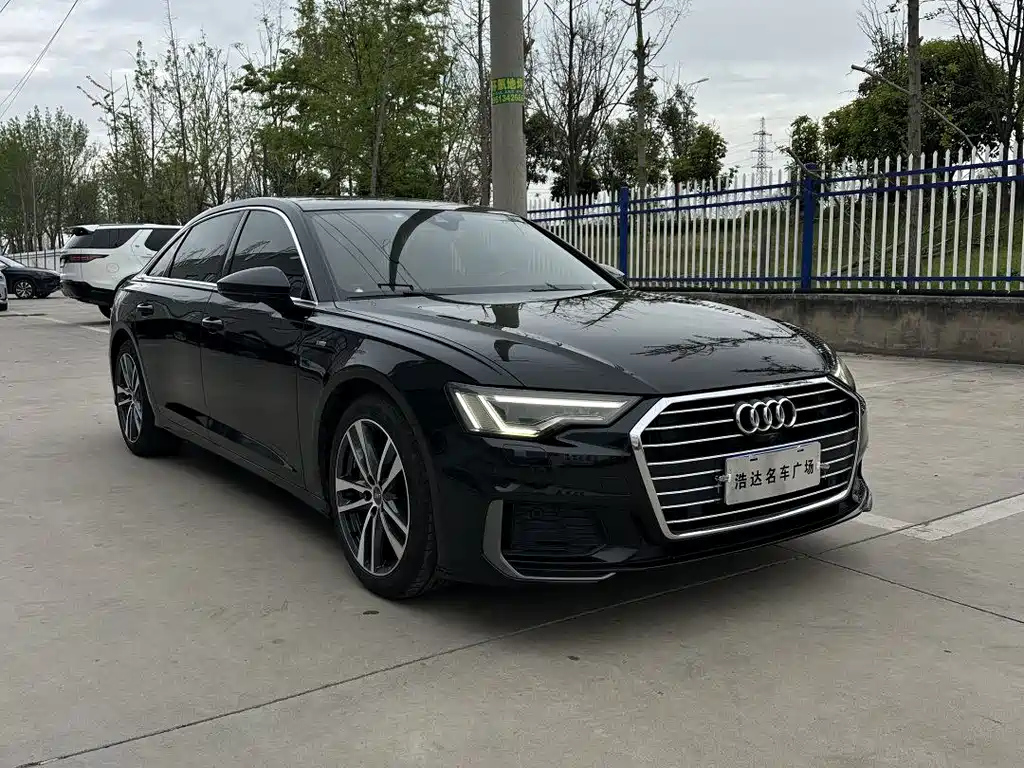 Audi A6L 2021 — фото 1