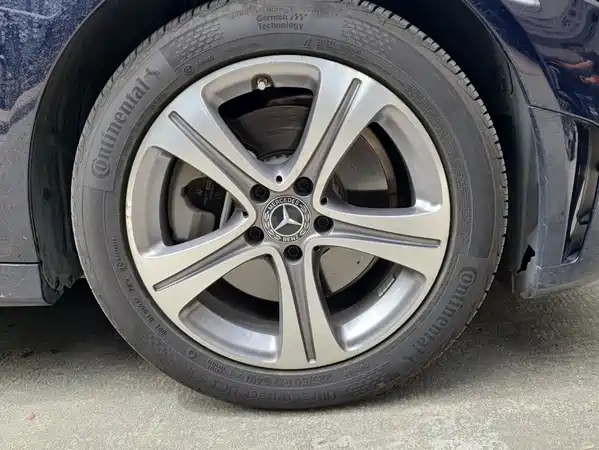 Mercedes-Benz C-Class 2020