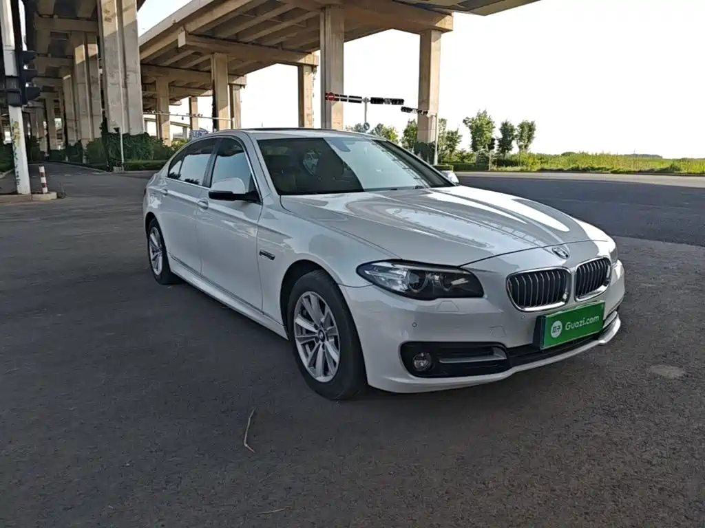 BMW 5 Series 2015 — фото 4
