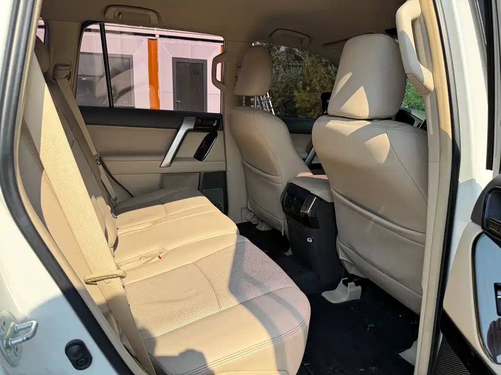 Toyota Prado 2019 — фото 20