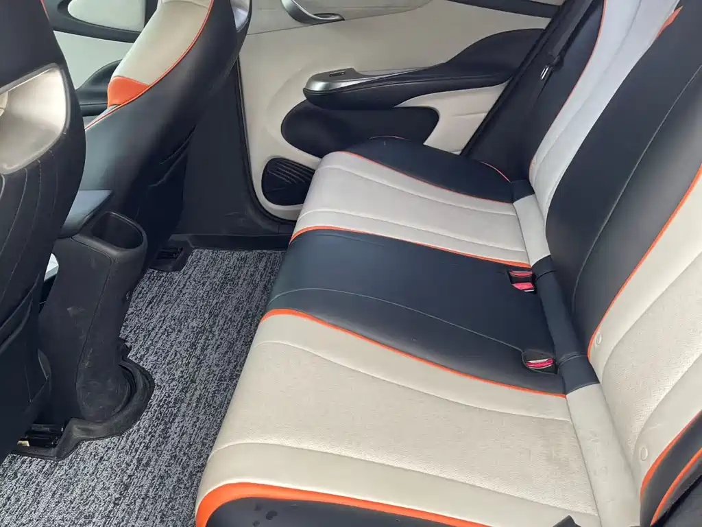 BYD Dolphin 2022 — фото 14