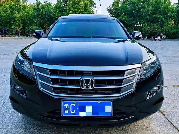 Honda Crosstour 2012