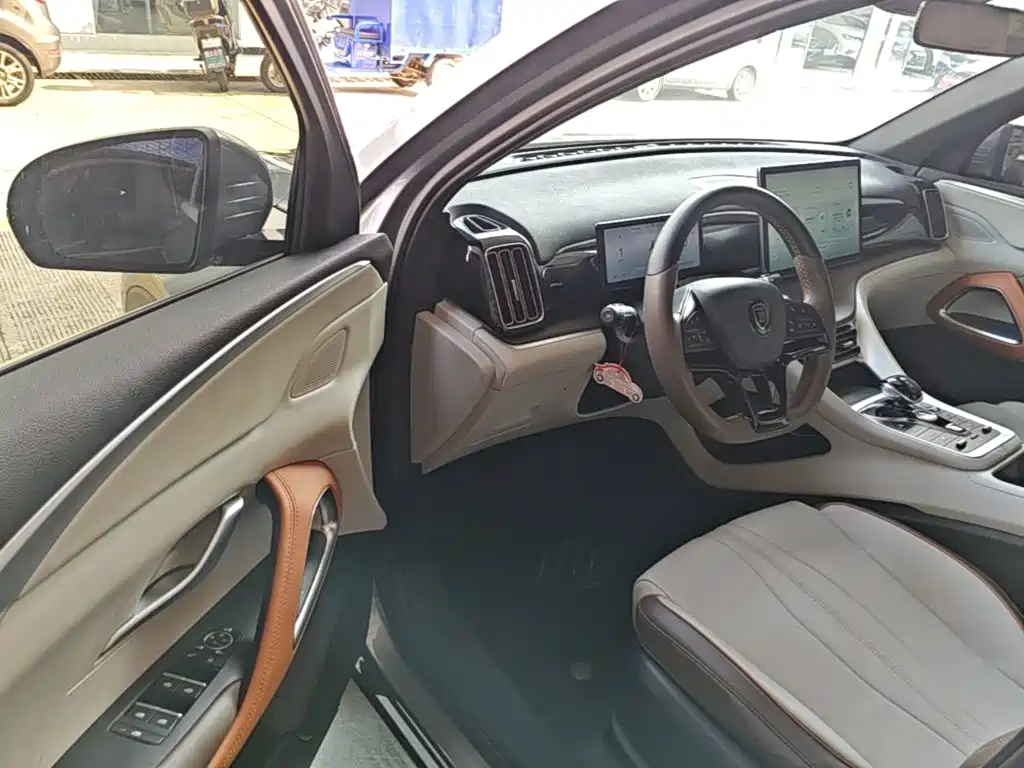 BYD Song Pro New Energy 2023 — фото 13