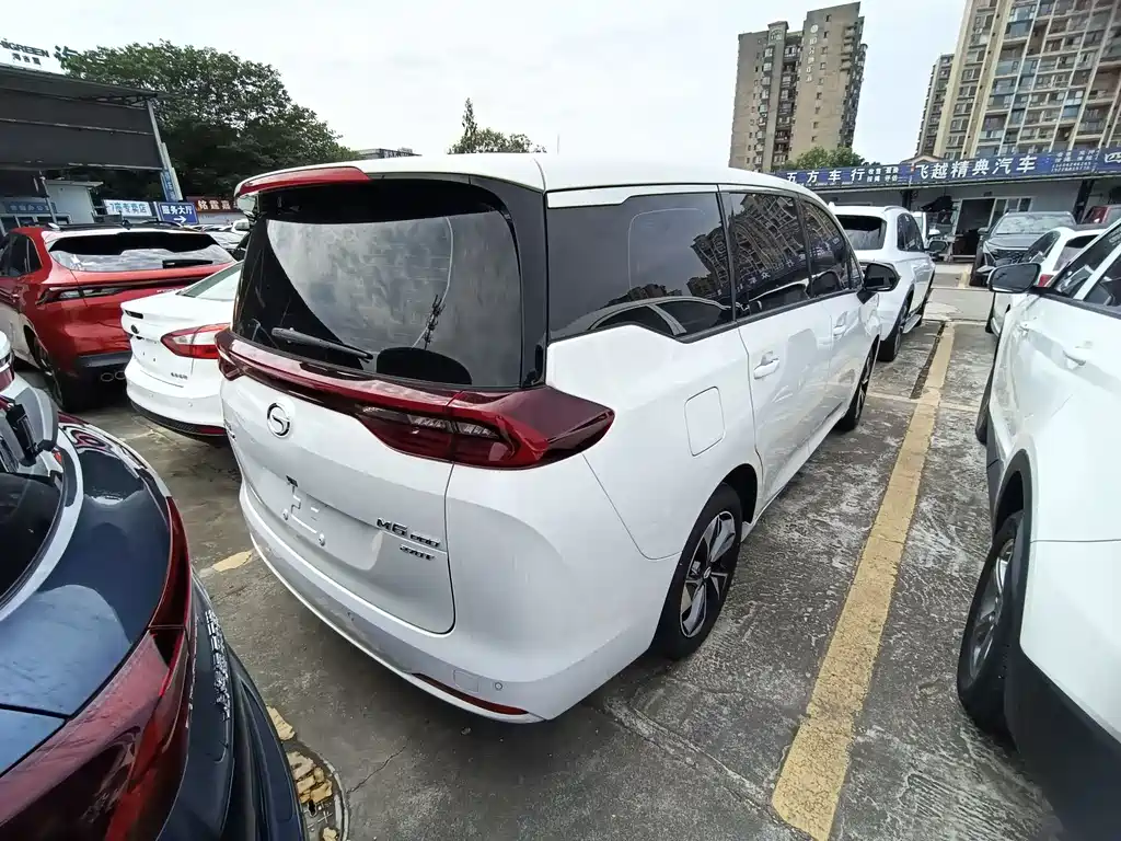 GAC Motor Trumpchi M6 2023 — фото 14