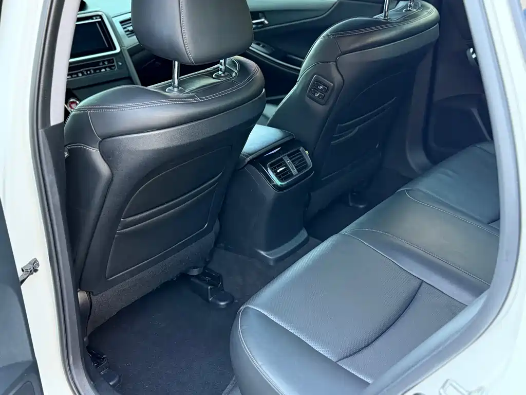 Honda Spirior 2017 — фото 9