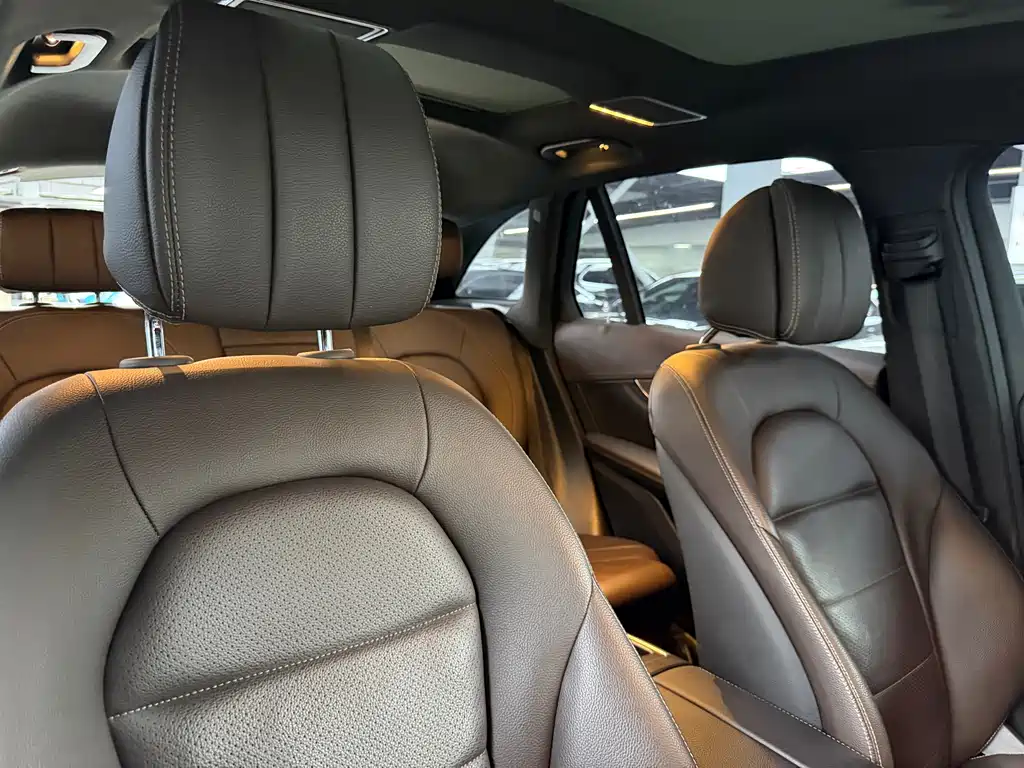 Mercedes-Benz GLC 2020 — фото 16