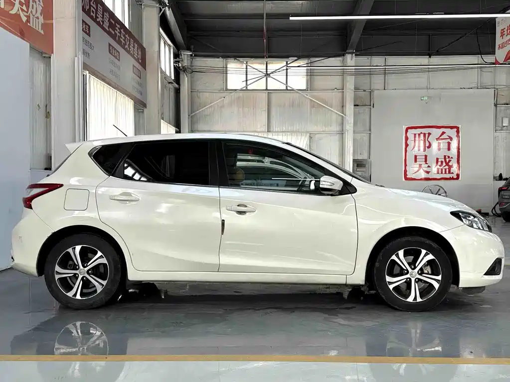 Nissan Tiida 2019