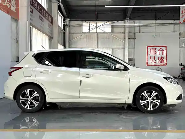 Nissan Tiida 2019
