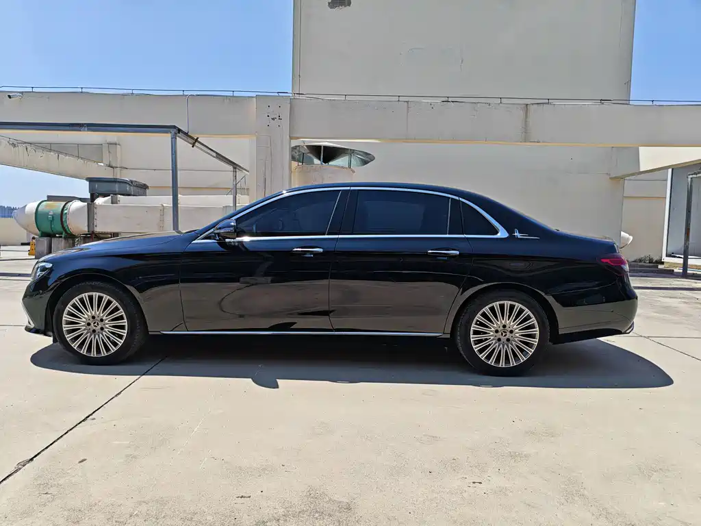 Mercedes-Benz E-Class 2020 — фото 4