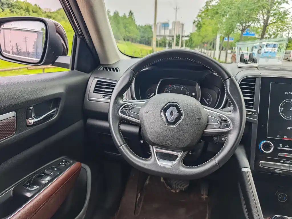 Renault Koleos 2019 — фото 16