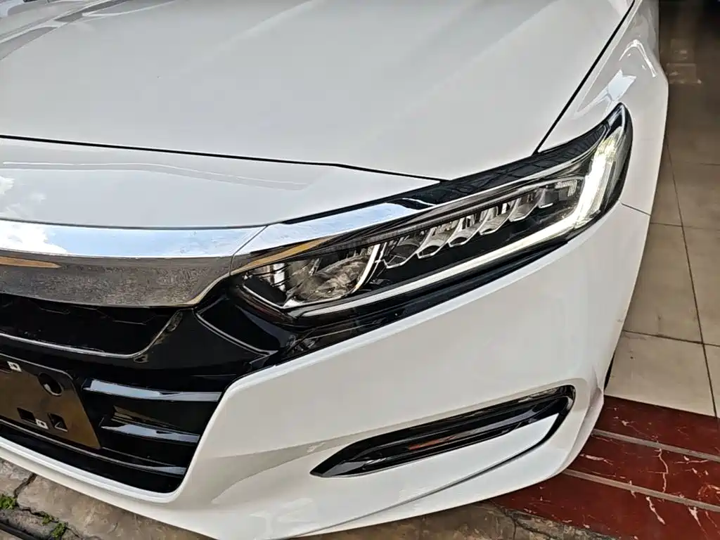 Honda Accord 2020 — фото 24
