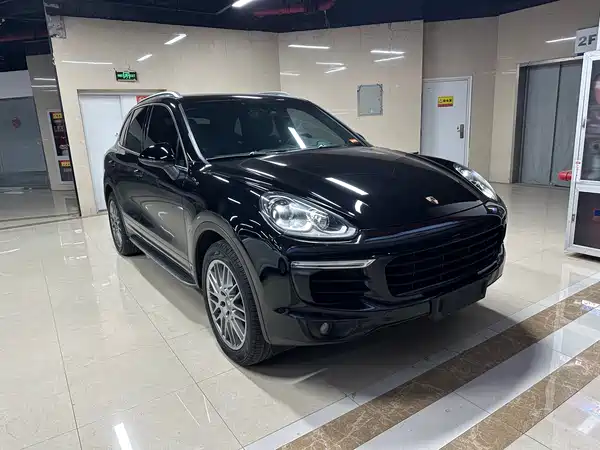 Porsche Cayenne 2016