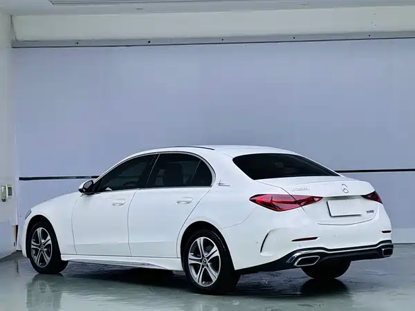 Mercedes-Benz C-Class 2022