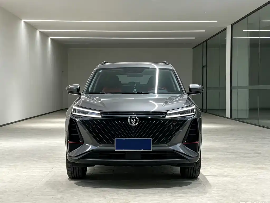 Changan CS75PLUS 2022 — фото 2