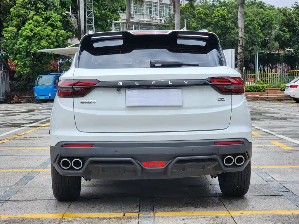 Geely Binyue 2022
