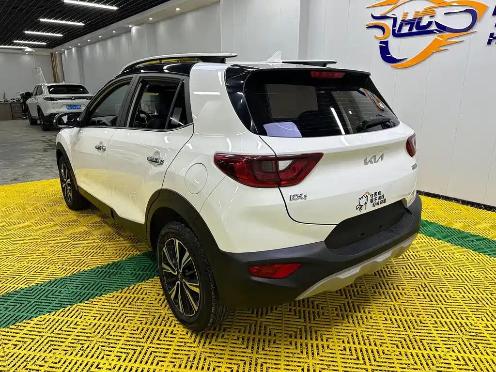Kia KX1 2022