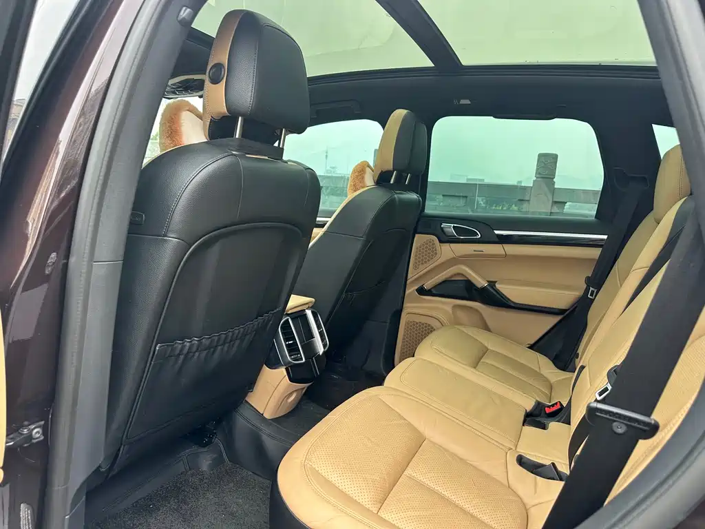 Porsche Cayenne 2017