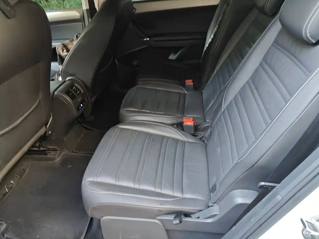 Volkswagen Touran 2017 — фото 15